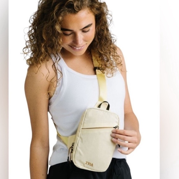 ZYIA Handbags - Zyla Cream Moonlight Crossbody Sling Bag NEW